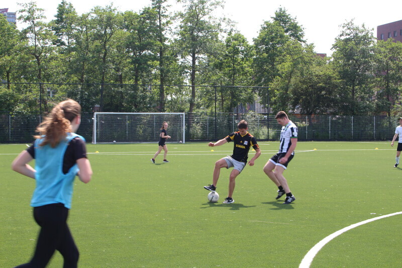 Charityactiviteit: voetbaltoernooi