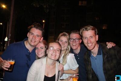 Bestuurs-bekendmakingsborrel